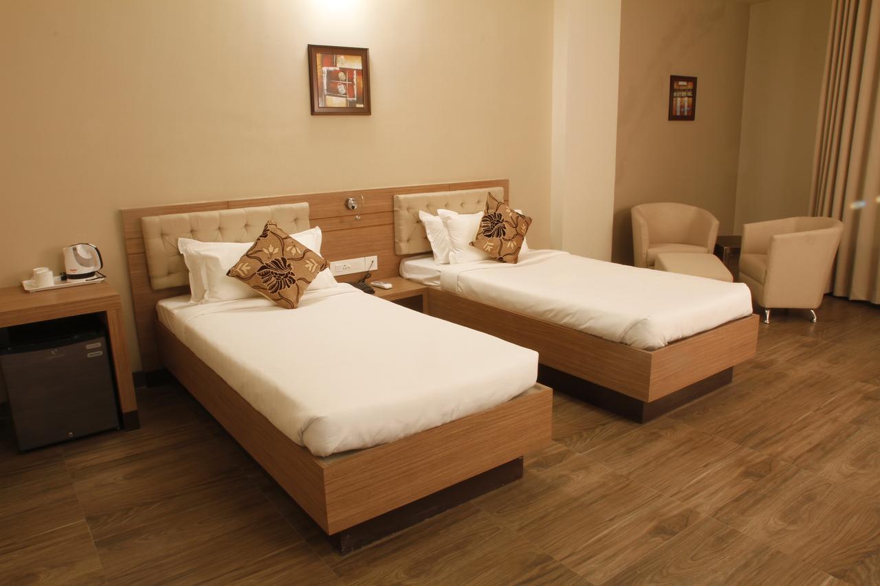 Hotel Genista Inn Ranchi Bagian luar foto