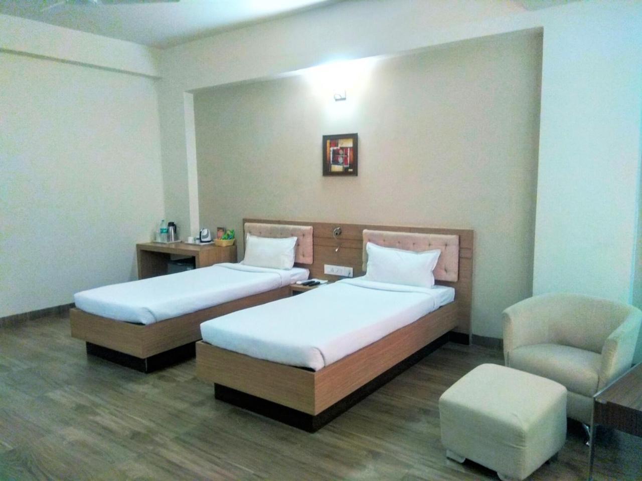 Hotel Genista Inn Ranchi Bagian luar foto