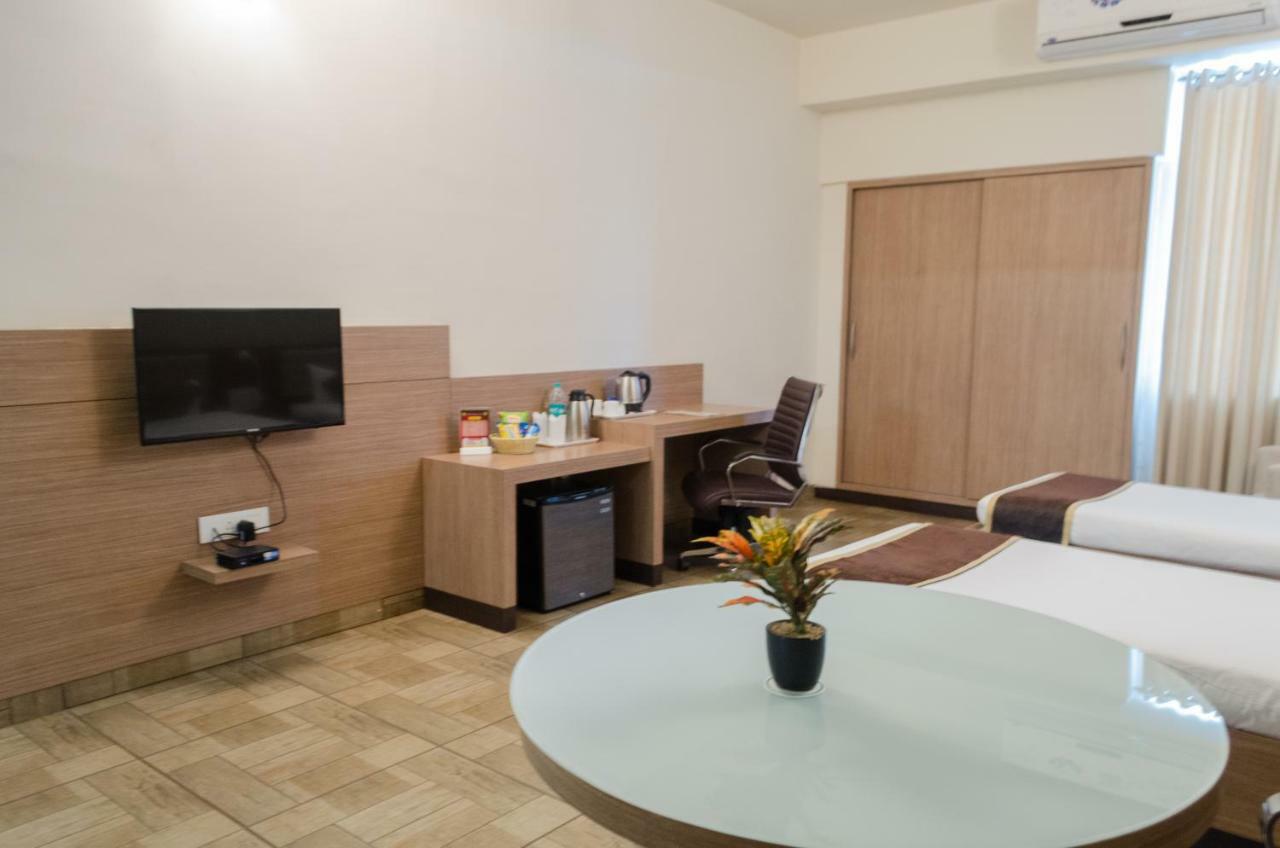 Hotel Genista Inn Ranchi Bagian luar foto
